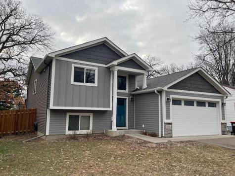 646 Grafton Avenue N Oakdale MN 55128