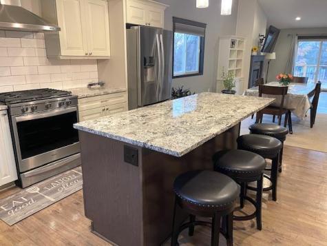 646 Grafton Avenue N Oakdale MN 55128