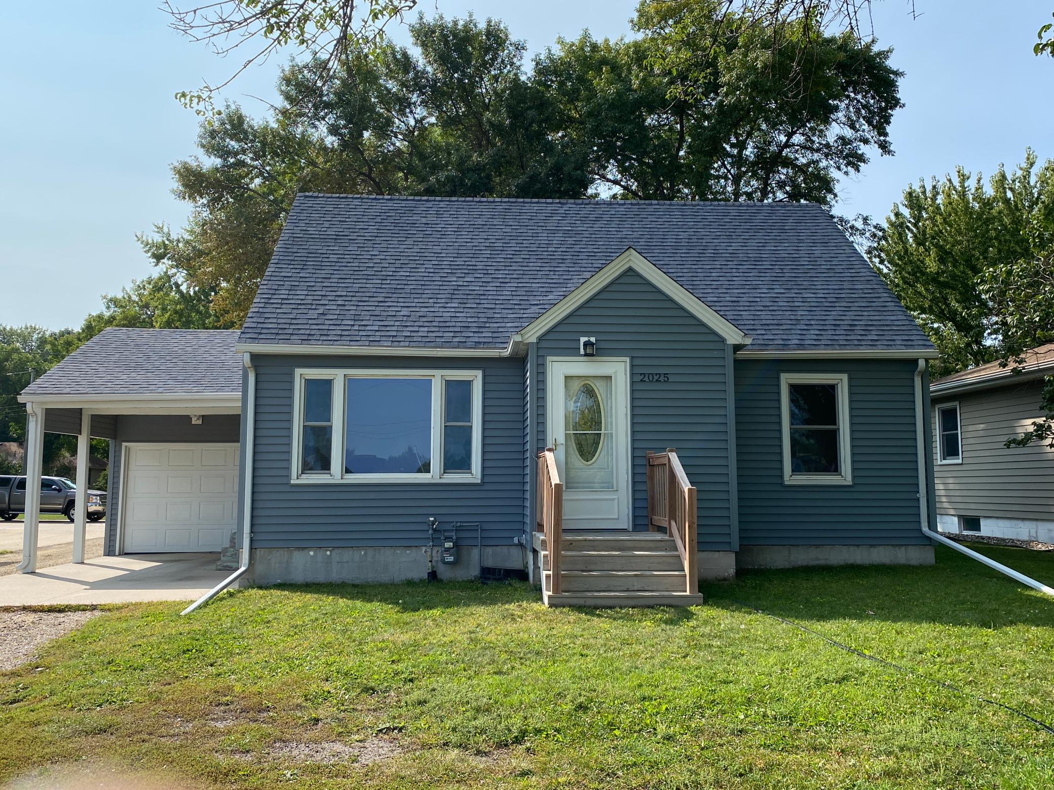 2025 Bridge Avenue Albert Lea MN 56007