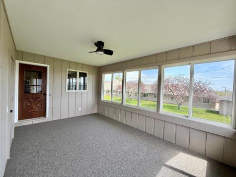 147 4th Avenue SE Spring Grove MN 55974