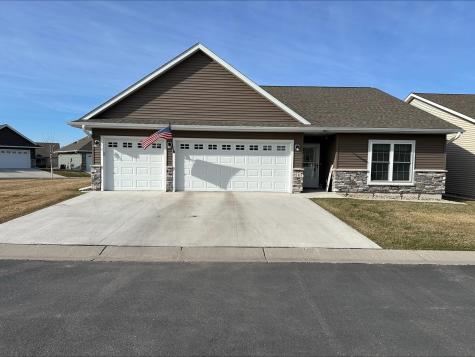 511 Southfork Circle SE Hutchinson MN 55350