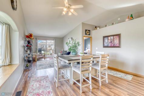 912 37th Avenue S Moorhead MN 56560