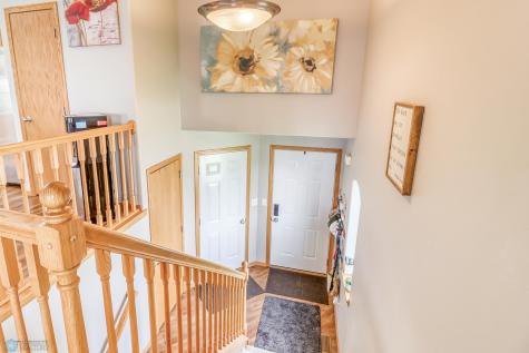 912 37th Avenue S Moorhead MN 56560