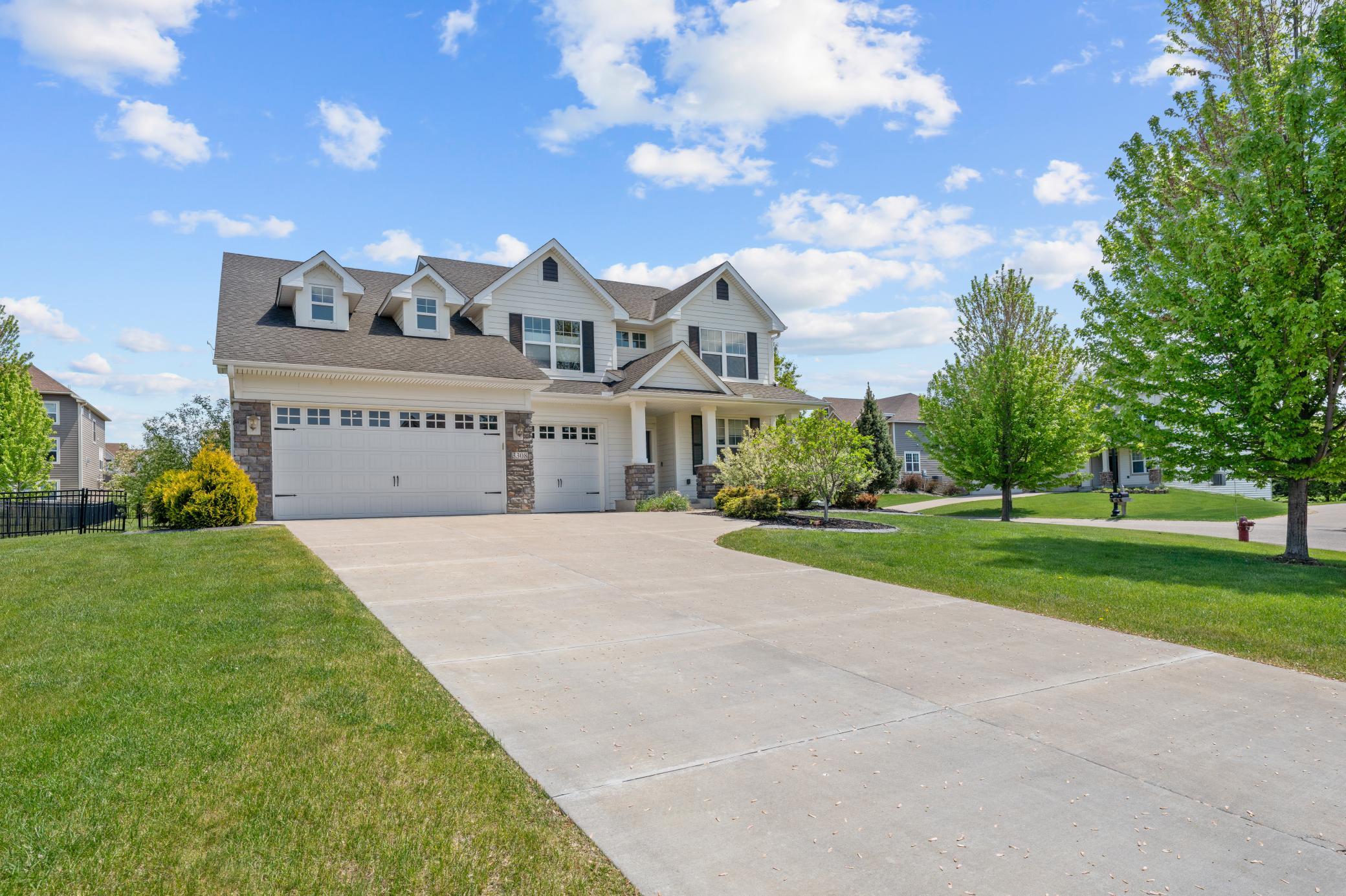 3308 Arden Drive Woodbury MN 55129