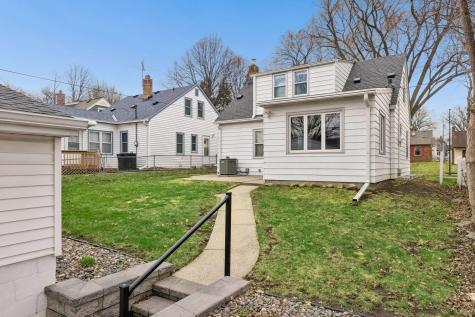 1935 Arlington Avenue E Saint Paul MN 55119