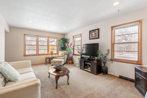 710 3rd Avenue NW Austin MN 55912