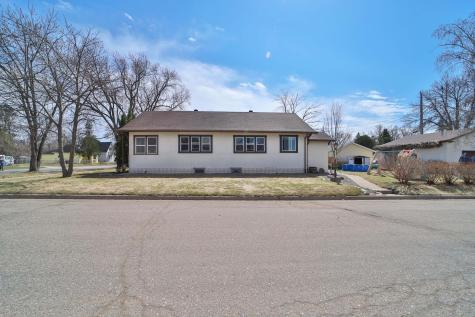 523 4th Avenue NE Brainerd MN 56401