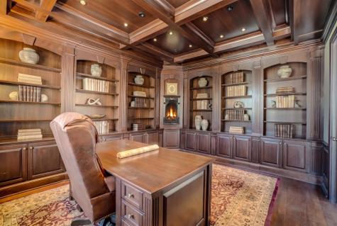 327 Lindsay Road Hudson WI 54016