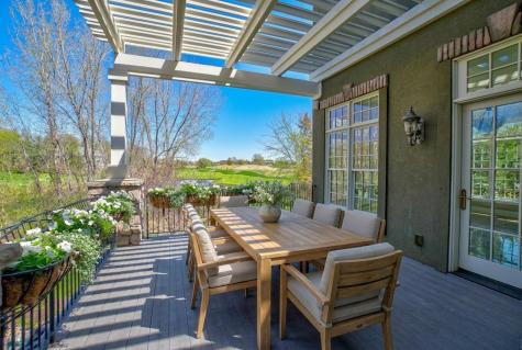 327 Lindsay Road Hudson WI 54016