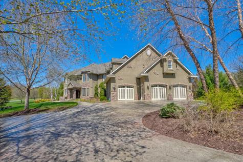 327 Lindsay Road Hudson WI 54016