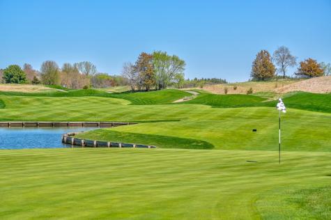 327 Lindsay Road Hudson WI 54016
