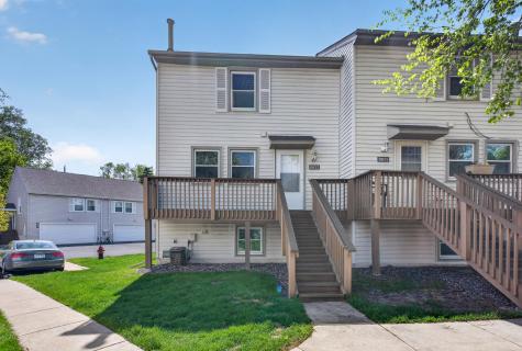 8853 42nd Avenue N New Hope MN 55427