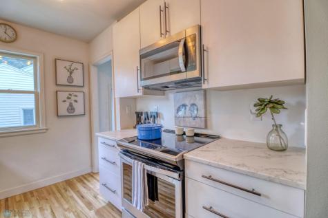 1518 12 Avenue S Fargo ND 58103