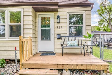 1518 12 Avenue S Fargo ND 58103