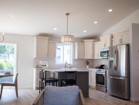 3612 Decorah Way S Fargo ND 58104