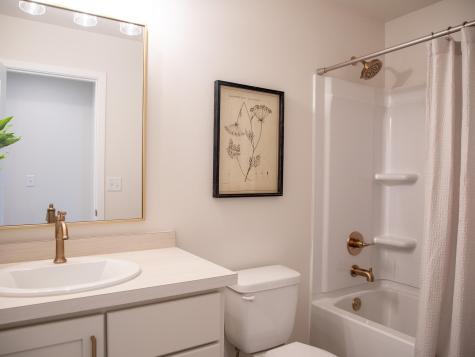 3612 Decorah Way S Fargo ND 58104