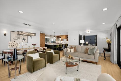 524 Mississippi River Boulevard S Saint Paul MN 55116