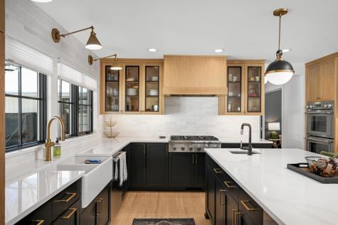 524 Mississippi River Boulevard S Saint Paul MN 55116