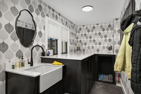 524 Mississippi River Boulevard S Saint Paul MN 55116