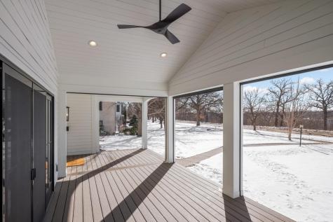 524 Mississippi River Boulevard S Saint Paul MN 55116