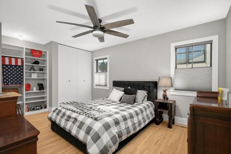 524 Mississippi River Boulevard S Saint Paul MN 55116