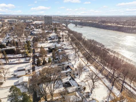 524 Mississippi River Boulevard S Saint Paul MN 55116