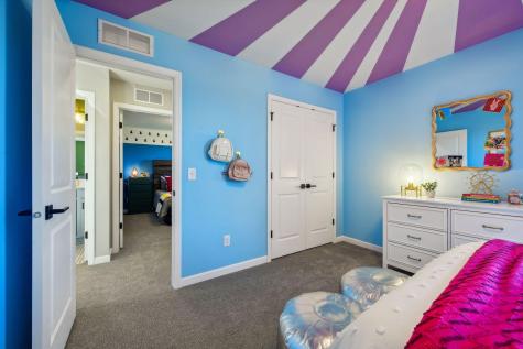 1542 Philipp Way Shakopee MN 55379