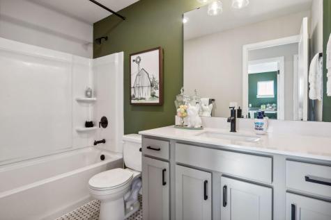 1542 Philipp Way Shakopee MN 55379