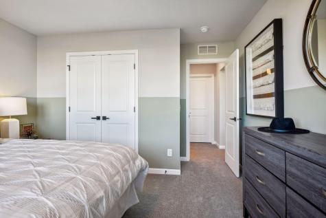 1542 Philipp Way Shakopee MN 55379