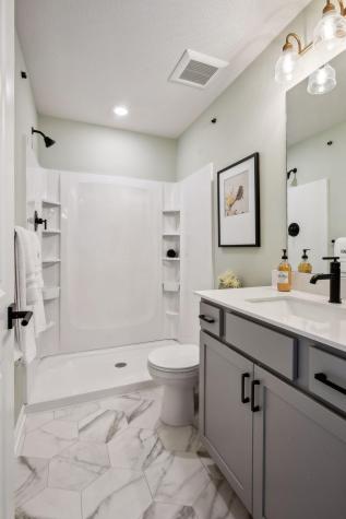 1542 Philipp Way Shakopee MN 55379