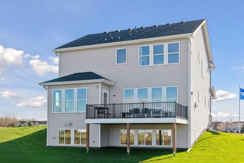 1542 Philipp Way Shakopee MN 55379