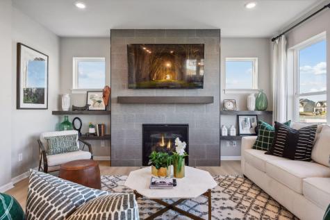 1542 Philipp Way Shakopee MN 55379