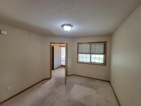 1059 Manor Court Saint Cloud MN 56303
