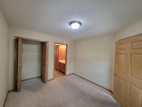 1059 Manor Court Saint Cloud MN 56303