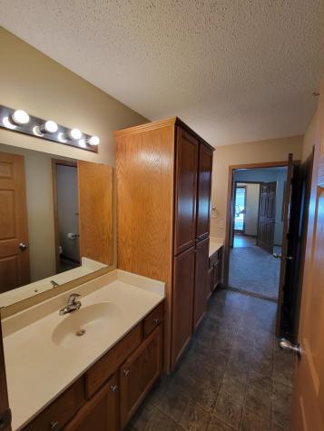 1059 Manor Court Saint Cloud MN 56303
