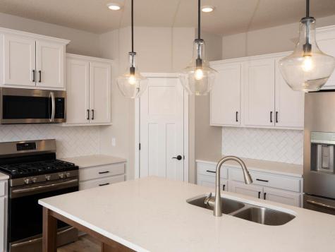 17936 Greenwich Way Lakeville MN 55044