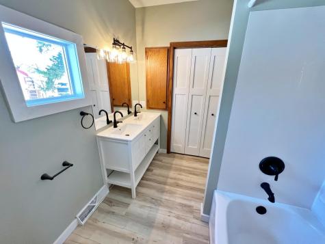 409 Erie Avenue Crosby MN 56441