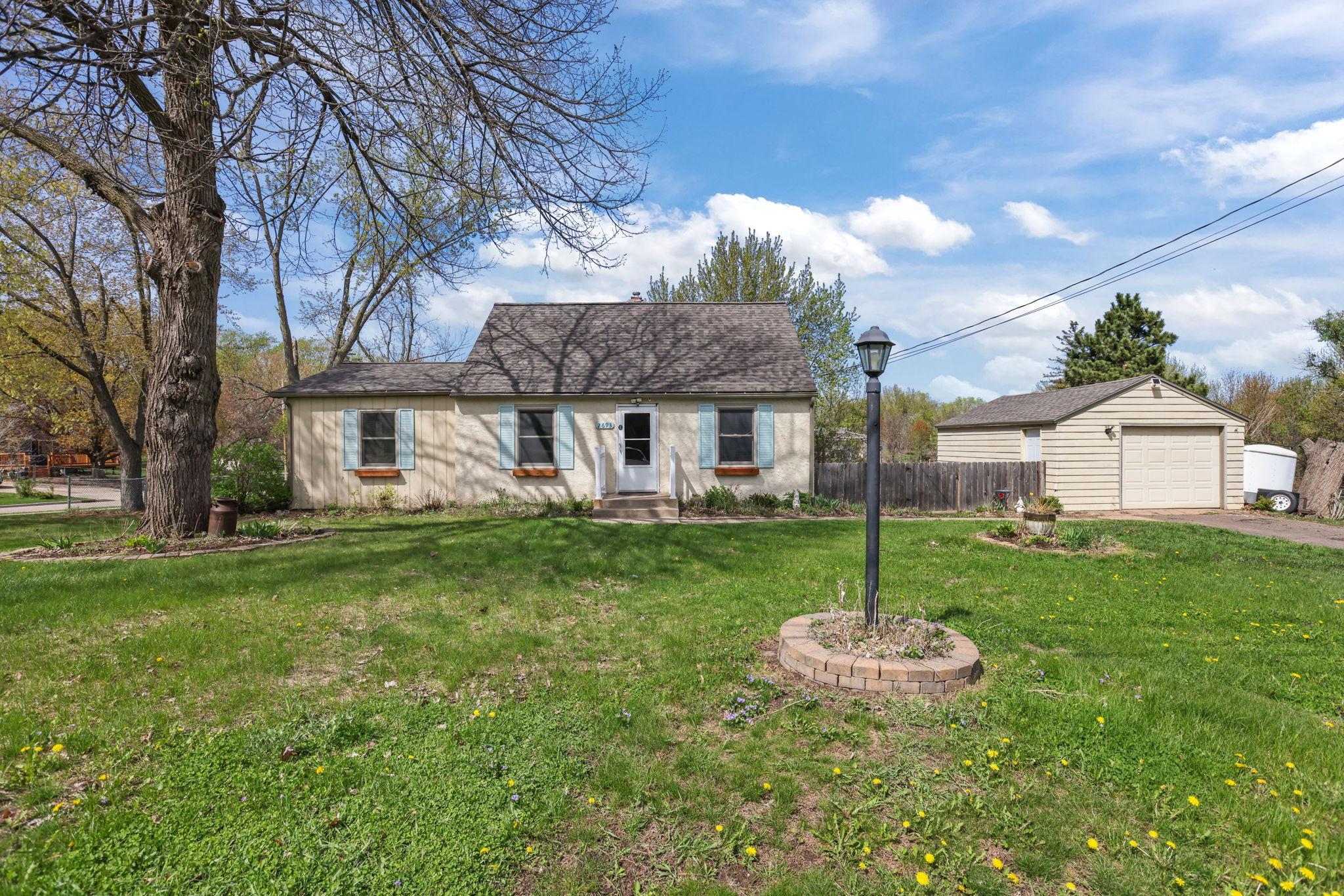 2693 5th Street E Maplewood MN 55119