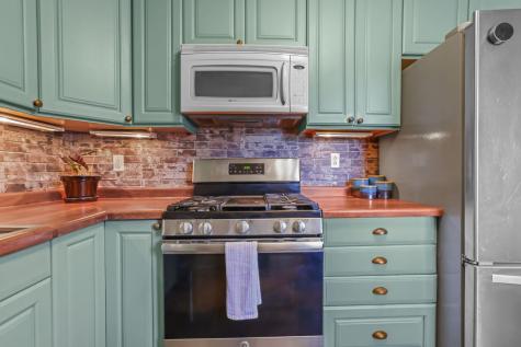 2693 5th Street E Maplewood MN 55119