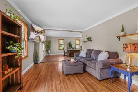 2693 5th Street E Maplewood MN 55119