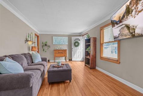 2693 5th Street E Maplewood MN 55119
