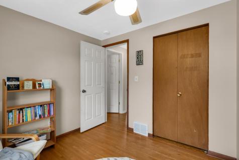 2183 Radatz Avenue Maplewood MN 55109