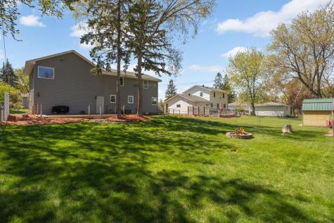 2183 Radatz Avenue Maplewood MN 55109