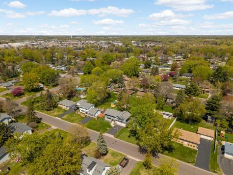 2183 Radatz Avenue Maplewood MN 55109
