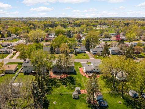 2183 Radatz Avenue Maplewood MN 55109