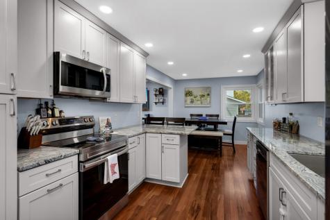 2183 Radatz Avenue Maplewood MN 55109