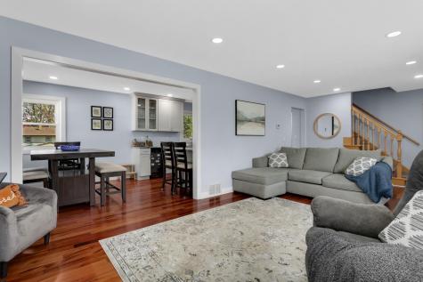2183 Radatz Avenue Maplewood MN 55109