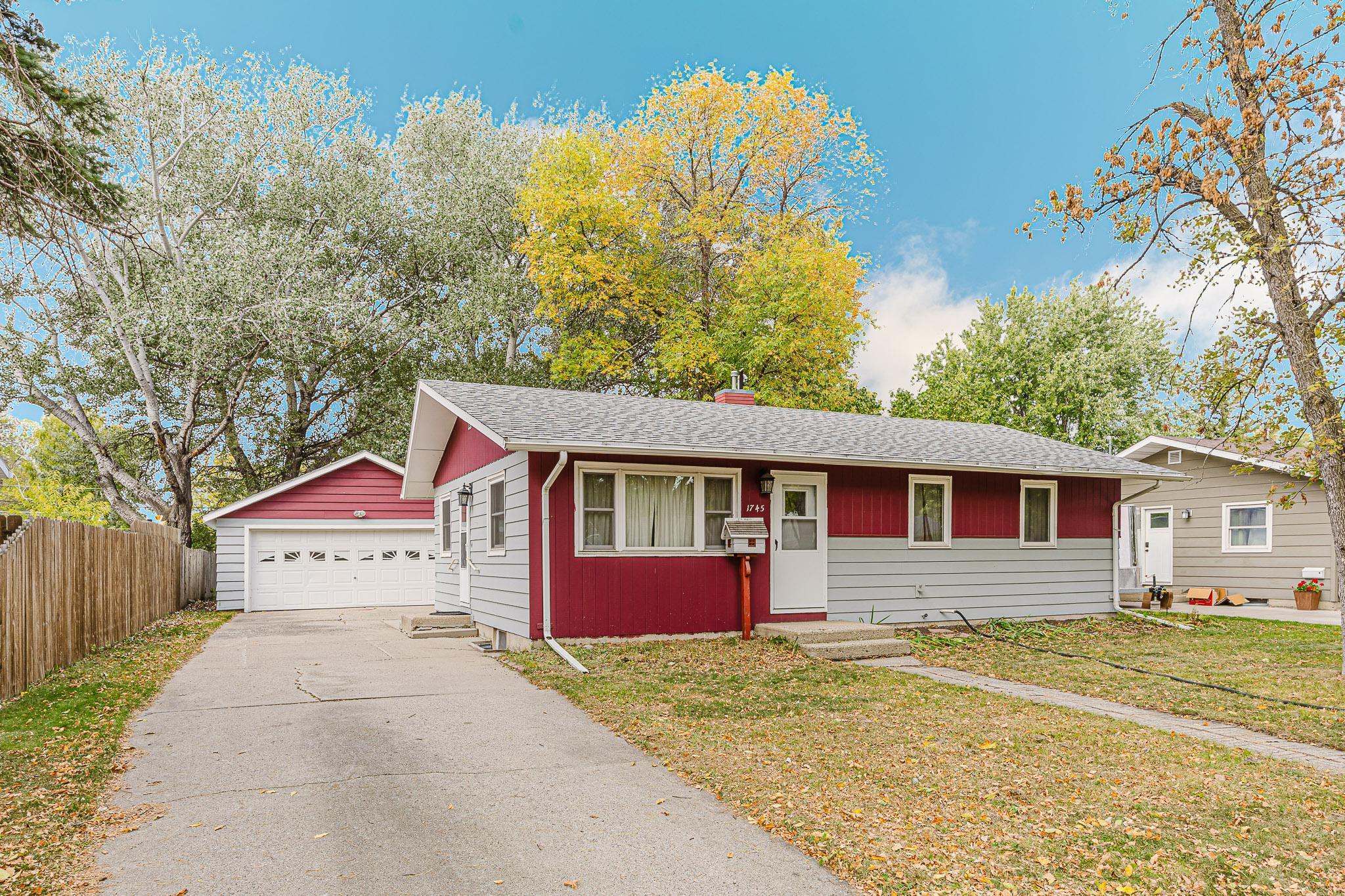 1745 15th Street S Fargo ND 58103