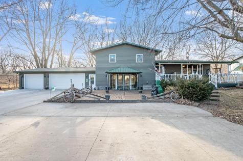 600 Plum Avenue Windom MN 56101