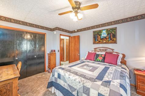 600 Plum Avenue Windom MN 56101